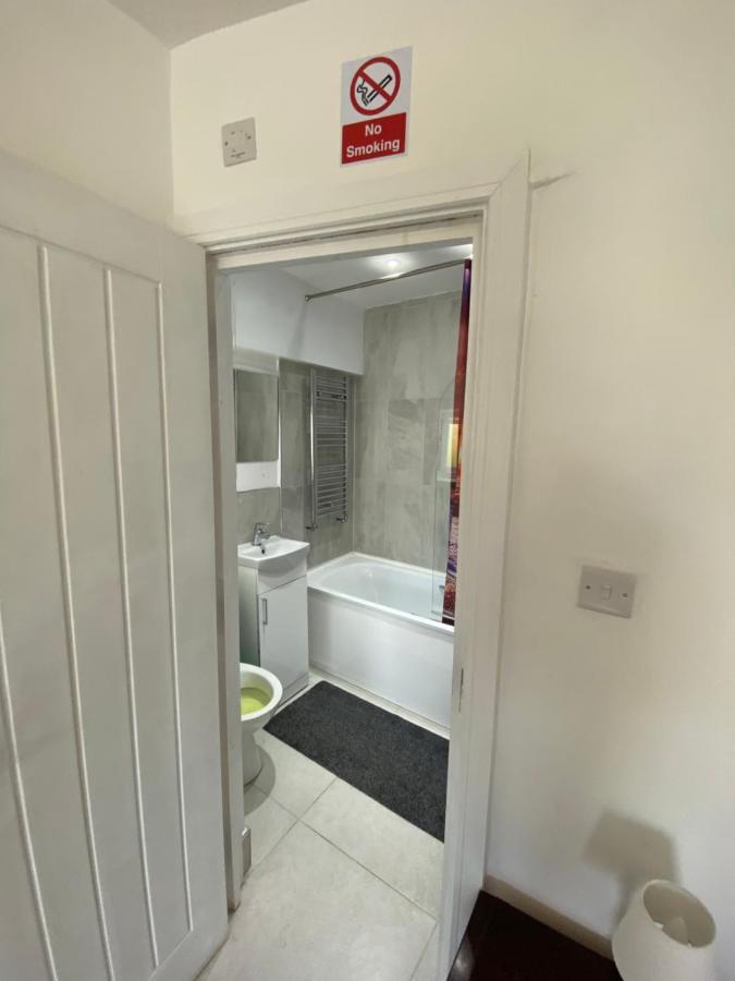N D Room Oxford Bagian luar foto